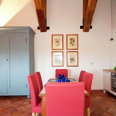 A Castle In Wine Country Дом отдыха